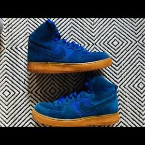 Nike Air Force 1 High ‘07 Lv8 Hyper Cobalt size 10